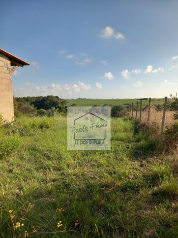 Terreno agricolo in commerciale in Via Tresa