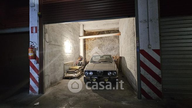 Garage/posto auto in residenziale in Via Marcello II 24