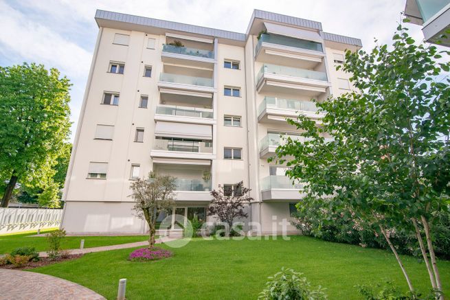 Appartamento in residenziale in Viale Papa Giovanni XXIII 22 B