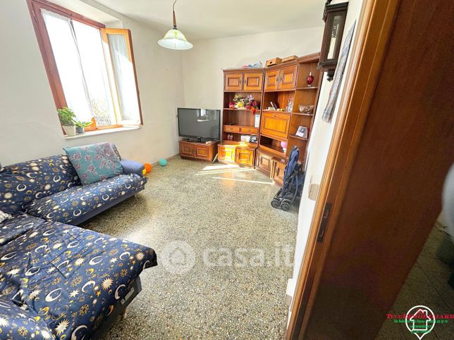 Casa indipendente in residenziale in Via di Lastricci 101