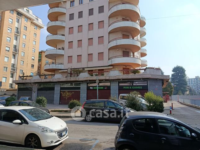 Box/posto auto in residenziale in Via Giosuè Carducci 18