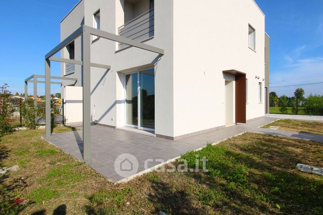 Casa indipendente in residenziale in Vicolo Ippolito Svevo
