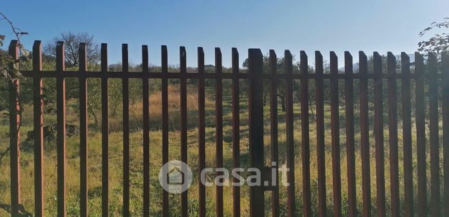 Terreno agricolo in commerciale in Via Colle Rosa 37