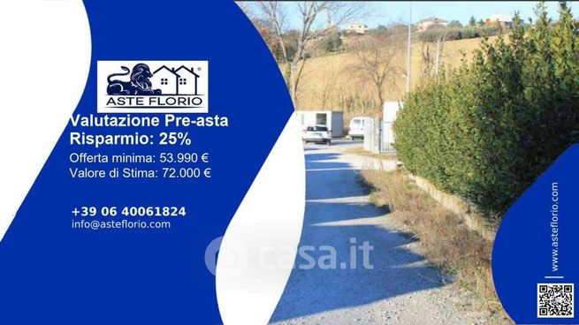 Capannone in commerciale in Strada Comunale San Lorenzo