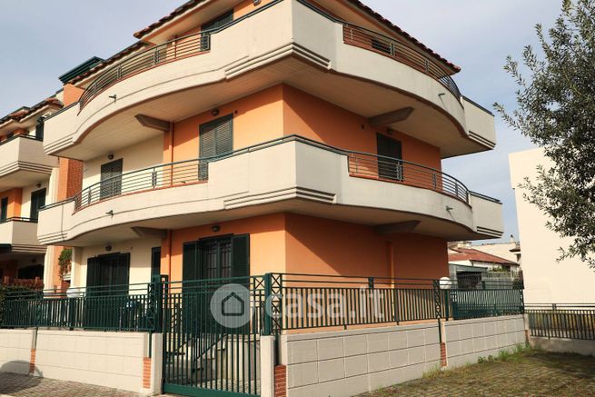 Appartamento in residenziale in Via Mastrantuono 92