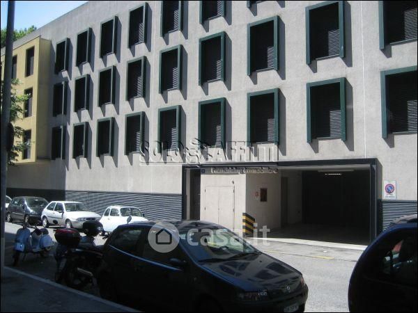 Box/posto auto in residenziale in Via Carpison 9
