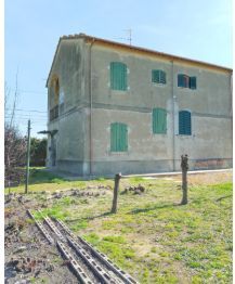 Casa indipendente in residenziale in Via Aurelia Sud 18
