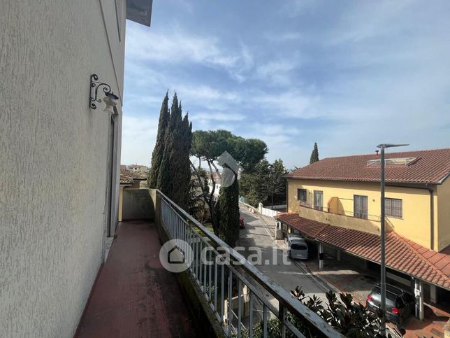 Appartamento in residenziale in Via Erbosa 5