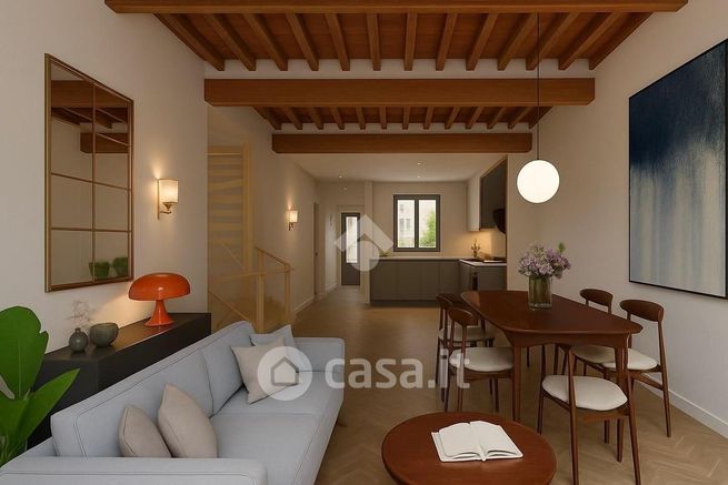 Casa bi/trifamiliare in residenziale in
