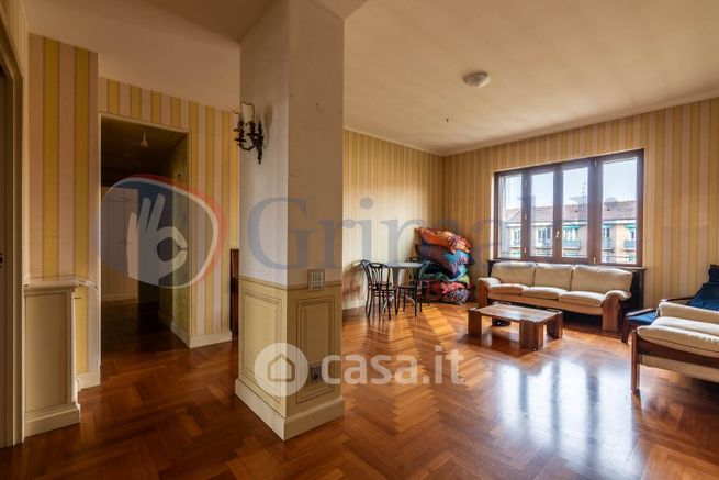 Appartamento in residenziale in Viale Beatrice d'Este 44