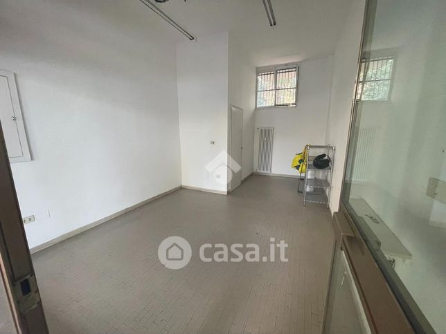 Ufficio in commerciale in Via Giorgione 6