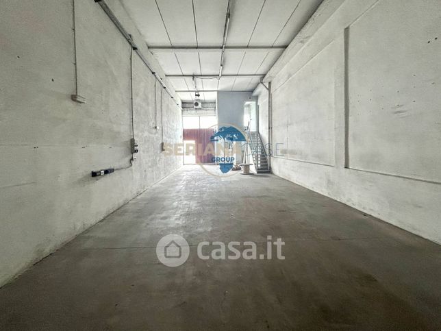 Capannone in commerciale in Via Guglielmo Marconi