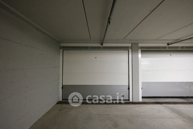 Box/posto auto in residenziale in Via Gaffurio 36
