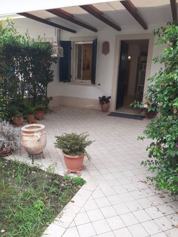 Appartamento in residenziale in Via del Mare