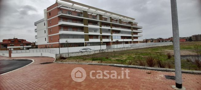 Appartamento in residenziale in Via Aspromonte