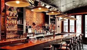 Attivitã /licenza (con o senza mura) in commerciale in Piazza di San Lorenzo 22 r