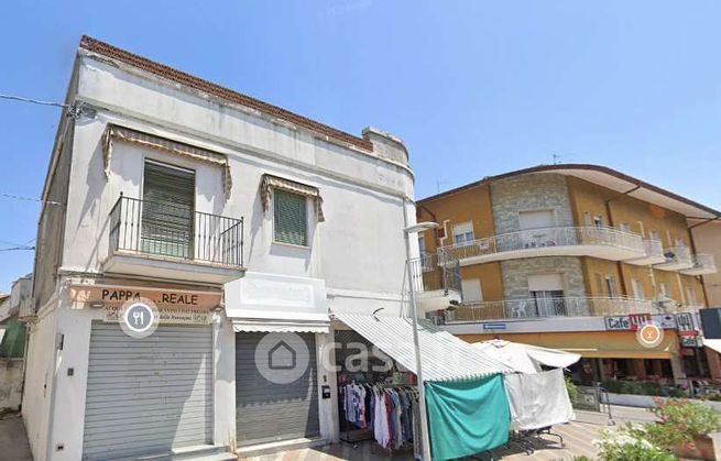 Appartamento in residenziale in Via Alfredo Panzini 147