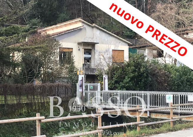 Casa indipendente in residenziale in Viale Gorizia 51