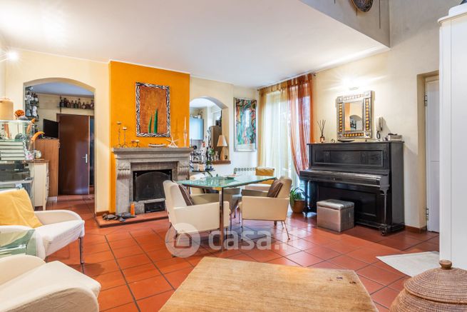 Villa in residenziale in Via Tonale 20