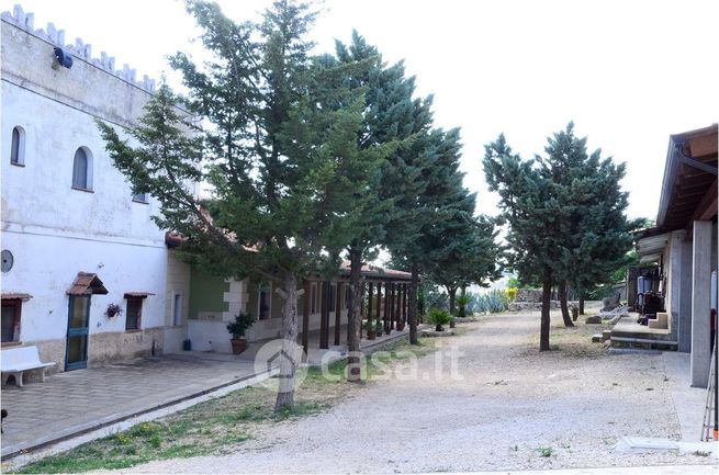 Rustico/casale in residenziale in 