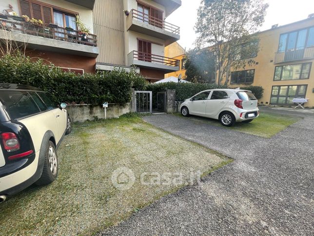 Box/posto auto in residenziale in Via dell'Olivuzzo