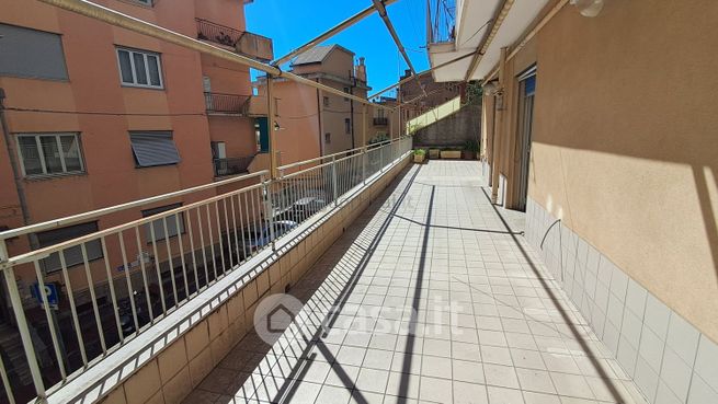 Appartamento in residenziale in Via Aurelio Robino