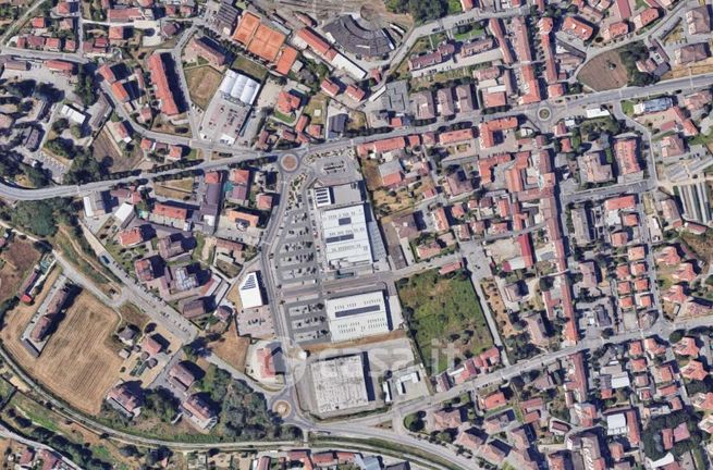 Box/posto auto in residenziale in Via Bra