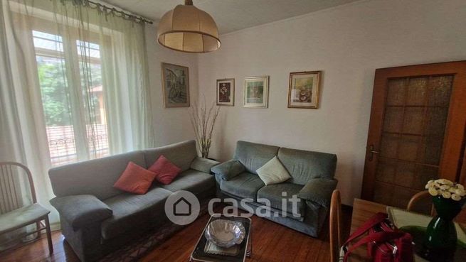 Appartamento in residenziale in Via Luigi Comoli