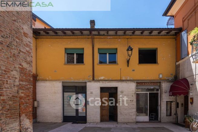 Appartamento in residenziale in Via Roma 14