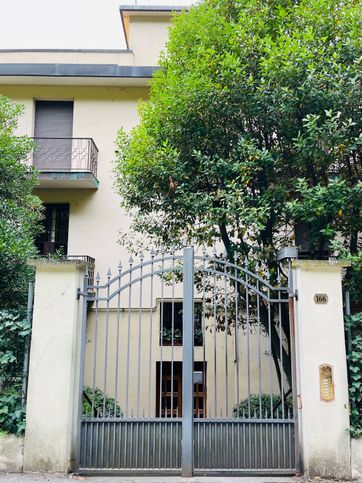 Appartamento in residenziale in Via Castiglione 166