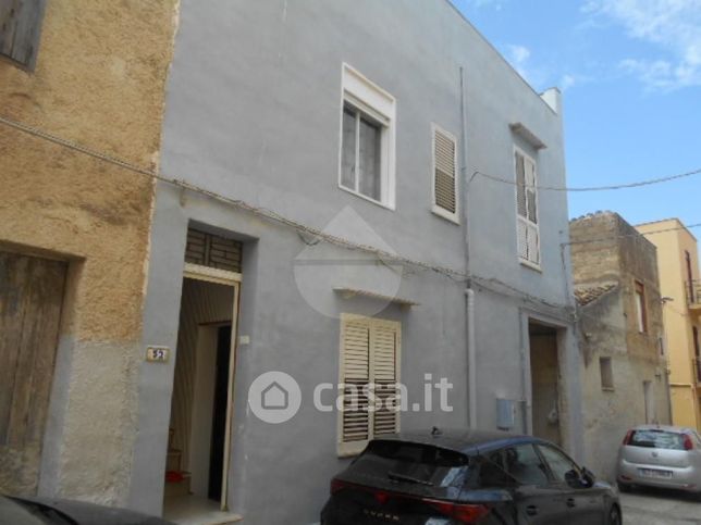 Casa indipendente in residenziale in Via Cusmaroli 52