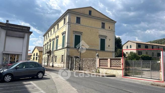 Garage/posto auto in residenziale in Corso Roma 5