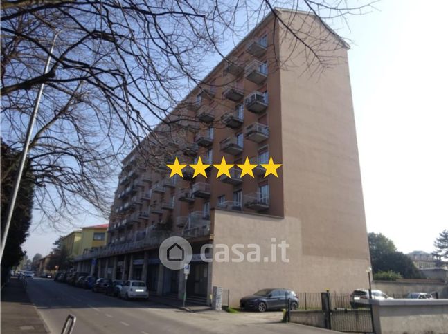Appartamento in residenziale in Via G. Donizetti