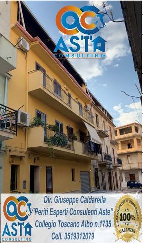 Appartamento in residenziale in Via Avezzana 107