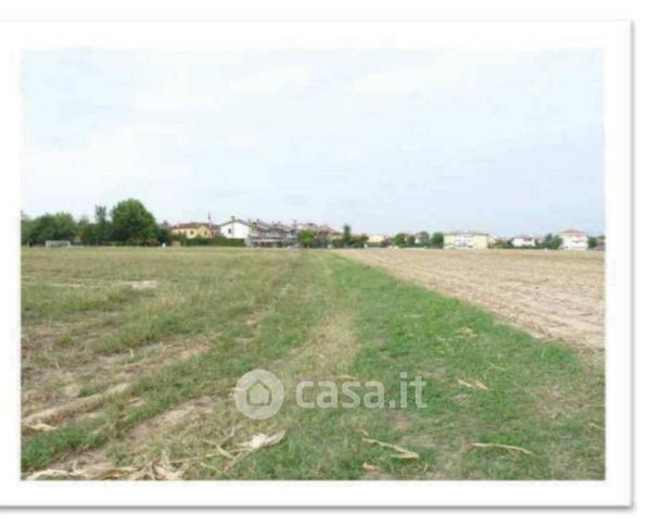 Terreno agricolo in commerciale in Via Cavallotto