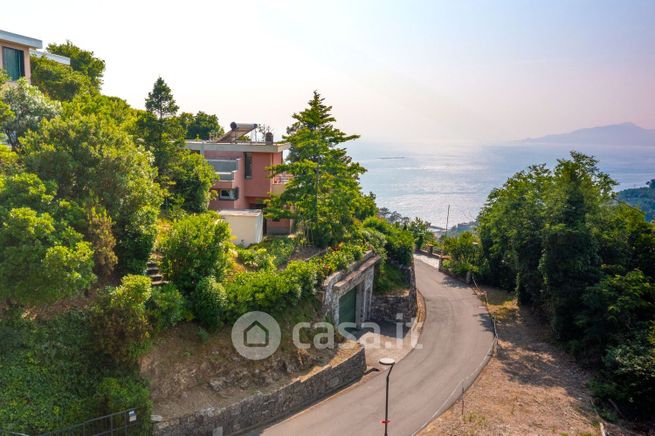 Villa in residenziale in