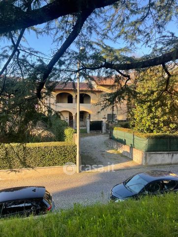 Rustico/casale in residenziale in Via Corridoni