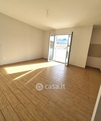 Appartamento in residenziale in Via Massimo D'Azeglio 23