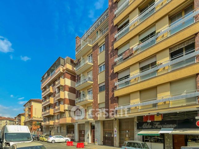 Appartamento in residenziale in Via Gambasca 25