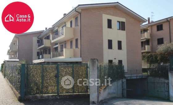 Box/posto auto in residenziale in 