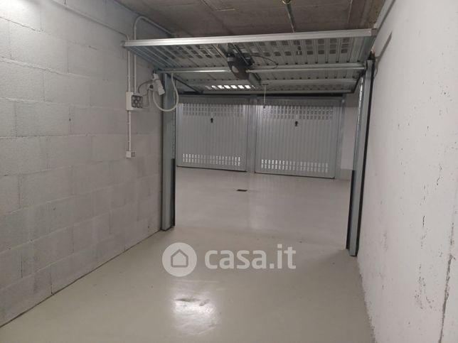 Garage/posto auto in residenziale in Via Giuseppe Verdi 24