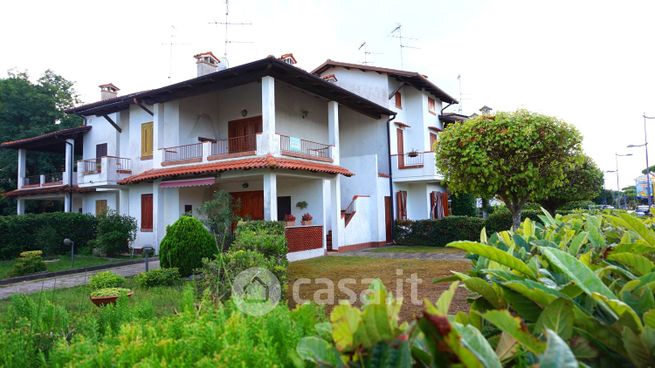 Villetta a schiera in residenziale in Viale Libia 13