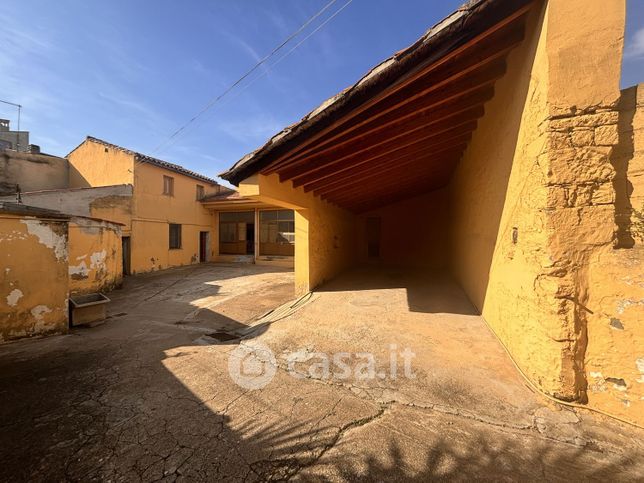 Casa indipendente in residenziale in Via Alfonso Lamarmora