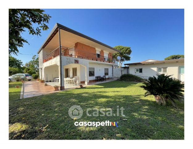 Villa in residenziale in Via San Felice Circeo