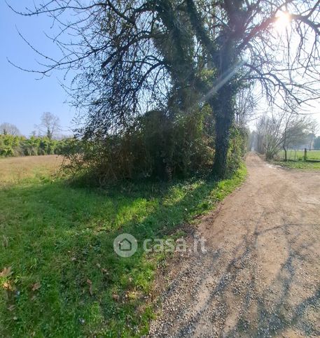 Terreno agricolo in commerciale in Via delle Fontanelle