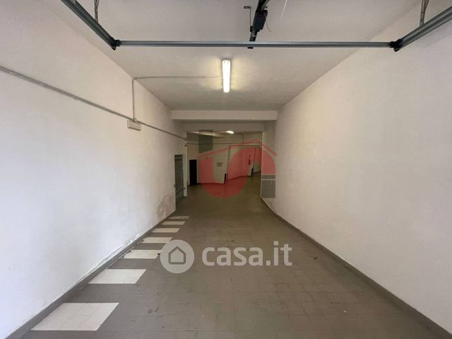 Garage/posto auto in residenziale in Via Nuova Calore