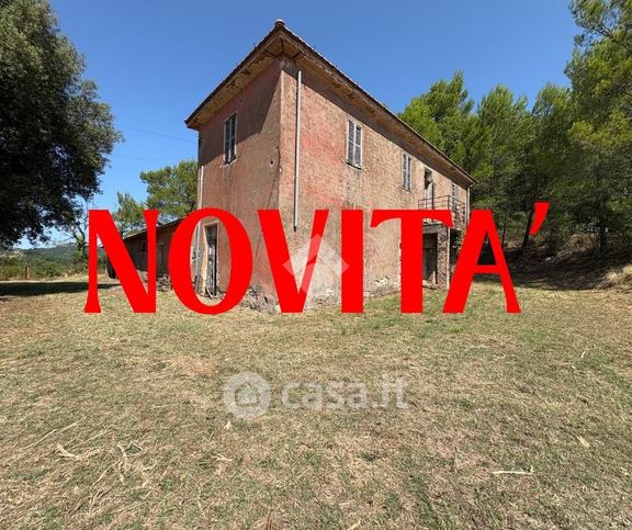 Rustico/casale in residenziale in Strada di Collesecco