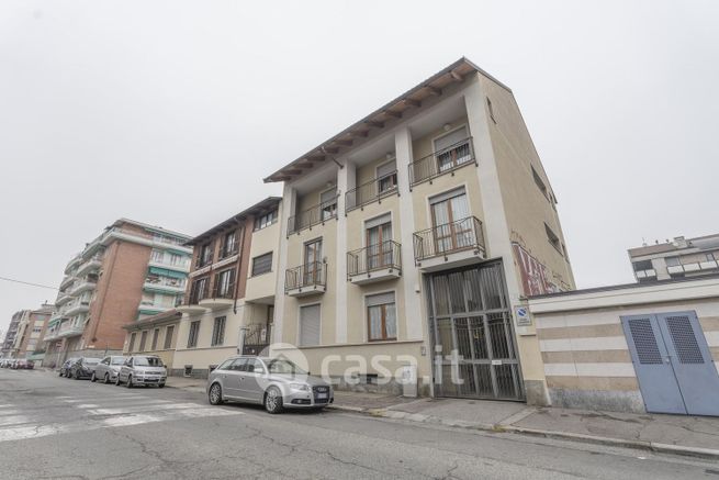 Appartamento in residenziale in Via Valentino Carrera 152