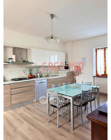 Casa bi/trifamiliare in residenziale in Località Marocca 7