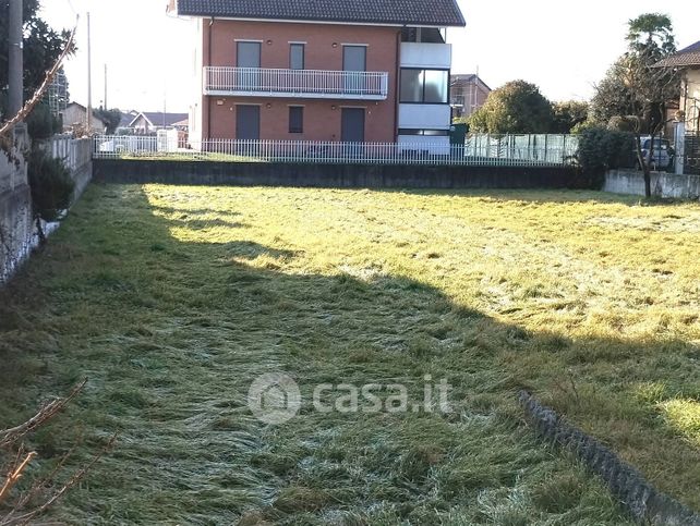 Terreno edificabile in residenziale in Via Alcide de Gasperi 32